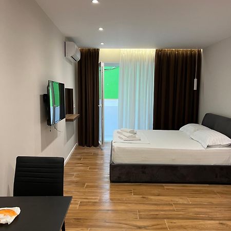 Tirana Central Stay Eksteriør bilde