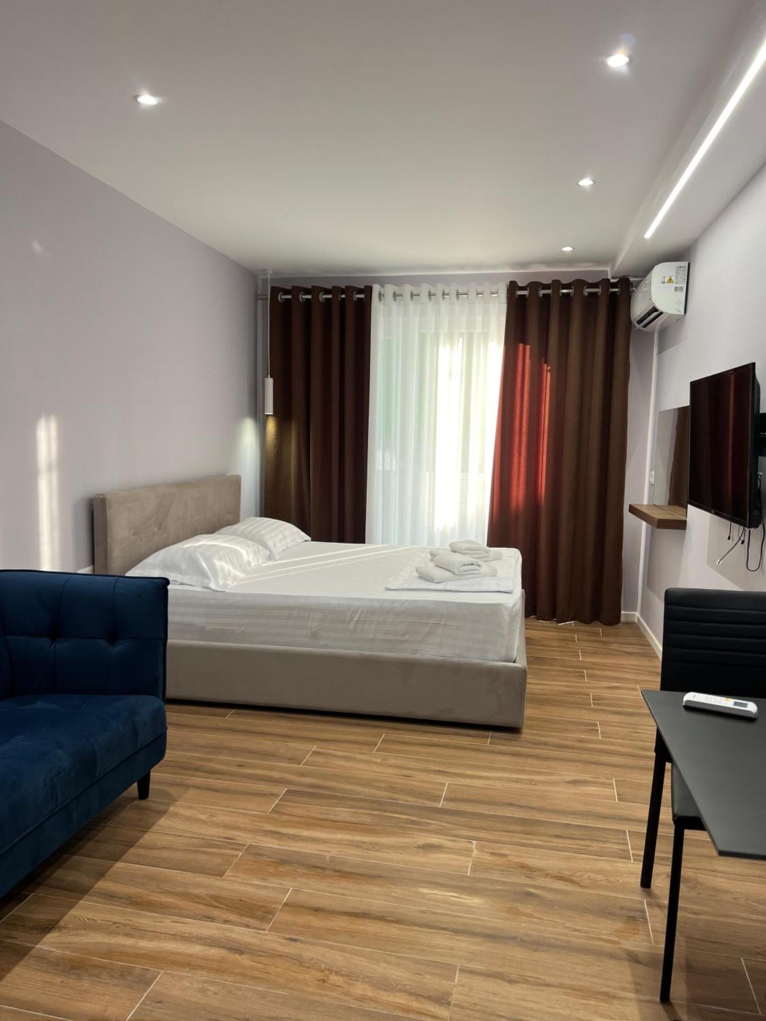 Tirana Central Stay Eksteriør bilde
