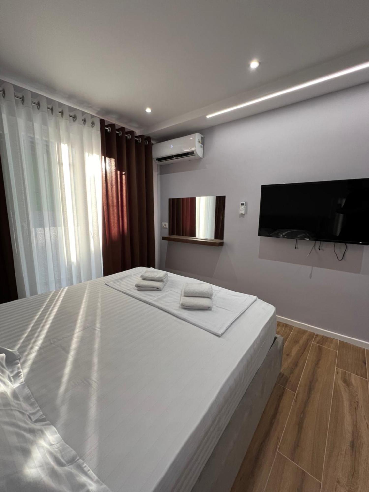 Tirana Central Stay Eksteriør bilde